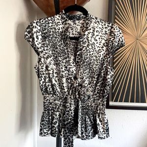 Silk leopard print shirt with elastic band